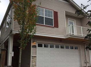 611 NE 165th St, Shoreline, WA 98155