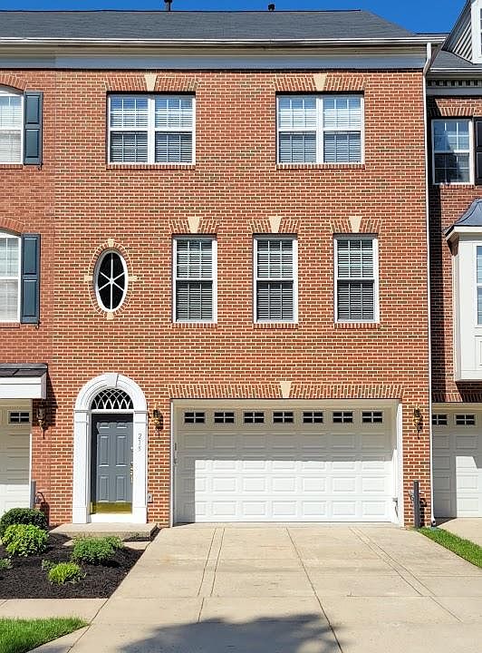 215 Galewood Drive