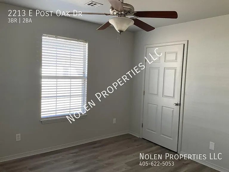 2213 E Post Oak Dr — Photo 13