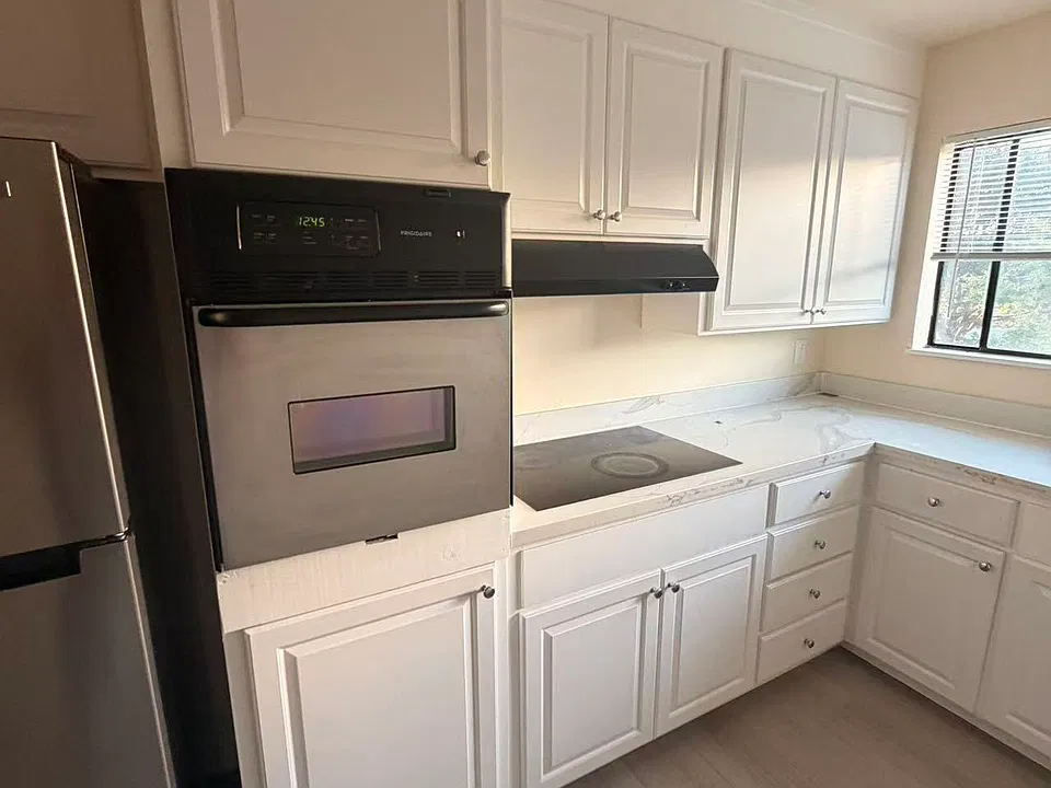 1962 Lexington Ave #3-6