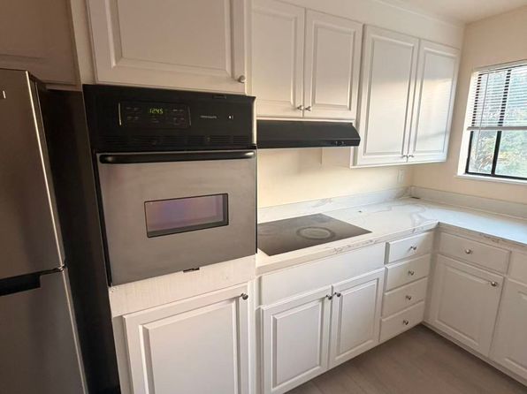 1962 Lexington Ave #3-6