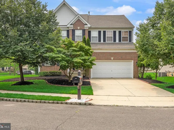 23 Kyle Ct, Mount Laurel, NJ 08054
