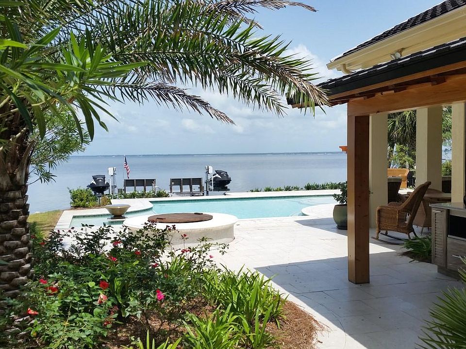 1st image of 3013 Bay Villas Dr N