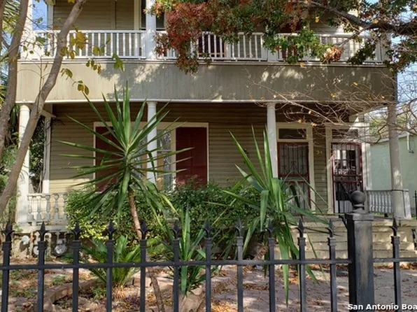 94 Lewis St, San Antonio, TX 78212
