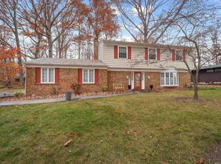 9324 Saratoga Rd, Fort Wayne, IN 46804