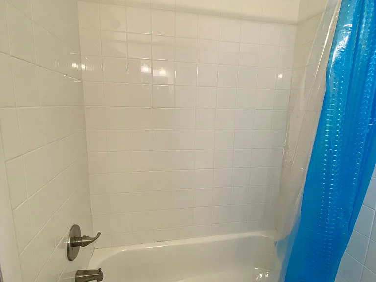 2638 Daphne Rd #1 — Photo 8