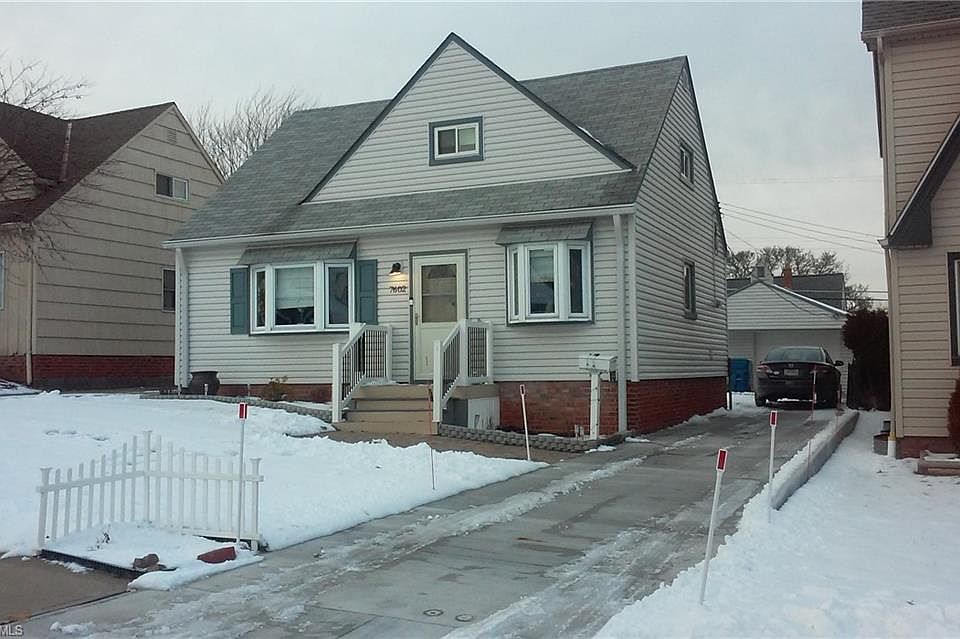 1st image of 7602 Newport Ave