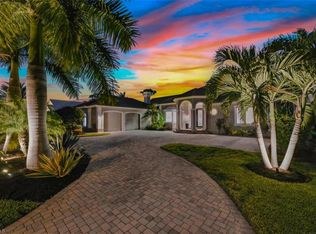 25111 Pennyroyal DR, BONITA SPRINGS, FL 34134