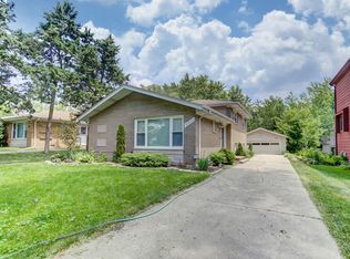 253 N Lombard Ave, Lombard, IL