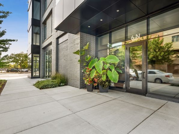 6 N Bishop St #401, Chicago, IL 60607
