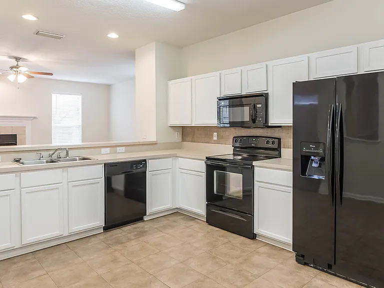 2749 Indigo Hills Ct — Photo 6