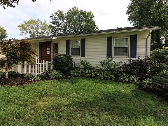 4th image of 103 Essex Cir