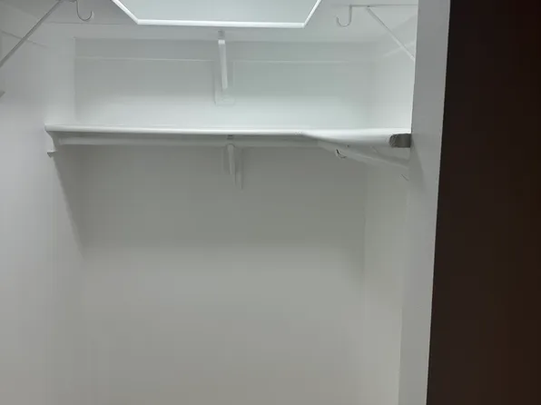 8250 Byron Ave APT 404, Miami Beach, FL 33141