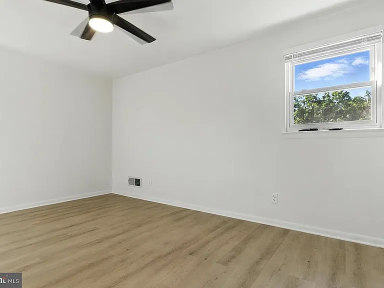 6407 Kirby Rd — Photo 20