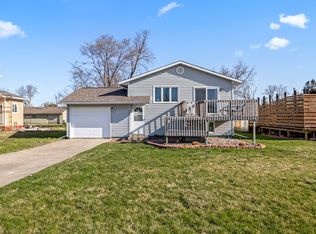 405 County Ave, Sheldahl, IA 50243