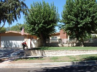 27625 Santa Clarita Rd, Santa Clarita, CA 91350