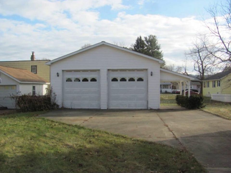 2nd image of 64&68 N Harrison St