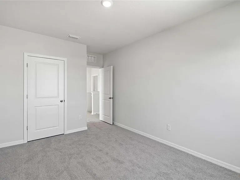 3394 Hilltop Cir — Photo 29