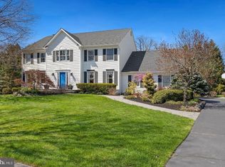 25 Abbington Ln, Princeton Junction, NJ 08550
