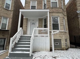 3752 W Cermak Rd, Chicago, IL 60623