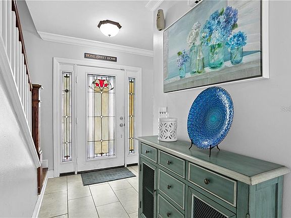 4th image of 8263 Malvern Cir