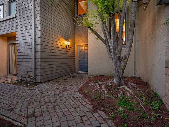 4th image of 1669 White Creek Ln