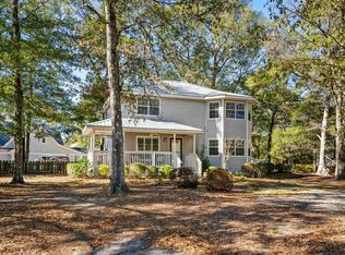 456 Arcadia Rd, Pawleys Island, SC 29585