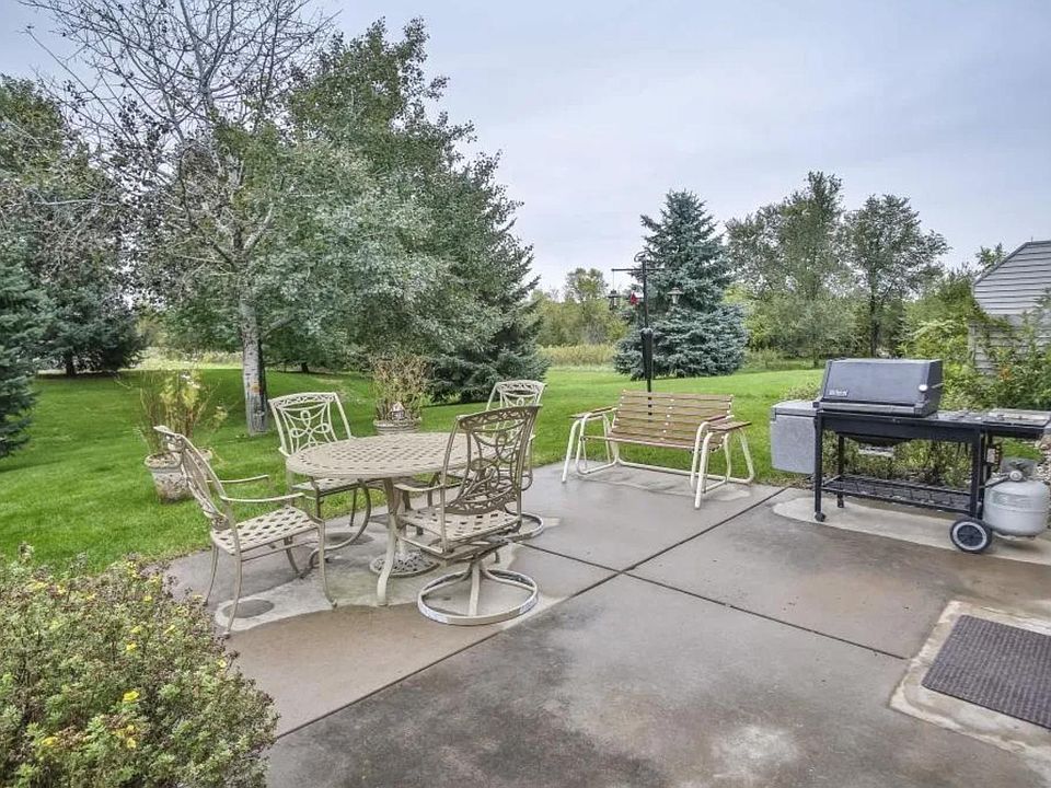 62 Meadowlark Ln, Hudson, WI 54016 Zillow