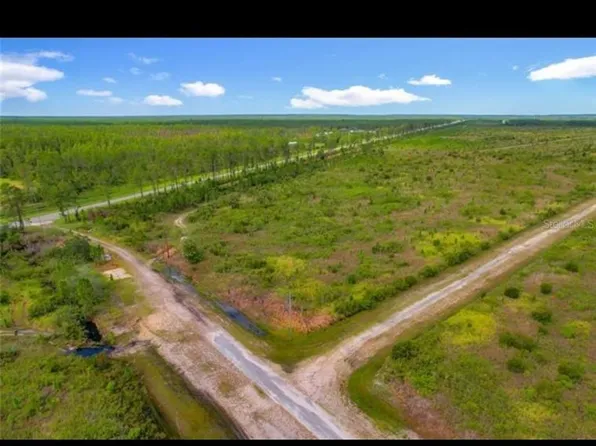 401 Portulaca Dr #16, Indian Lake Estates, FL 33855