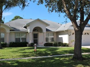 8250 Sandpine Cir, Port Saint Lucie, FL 34952