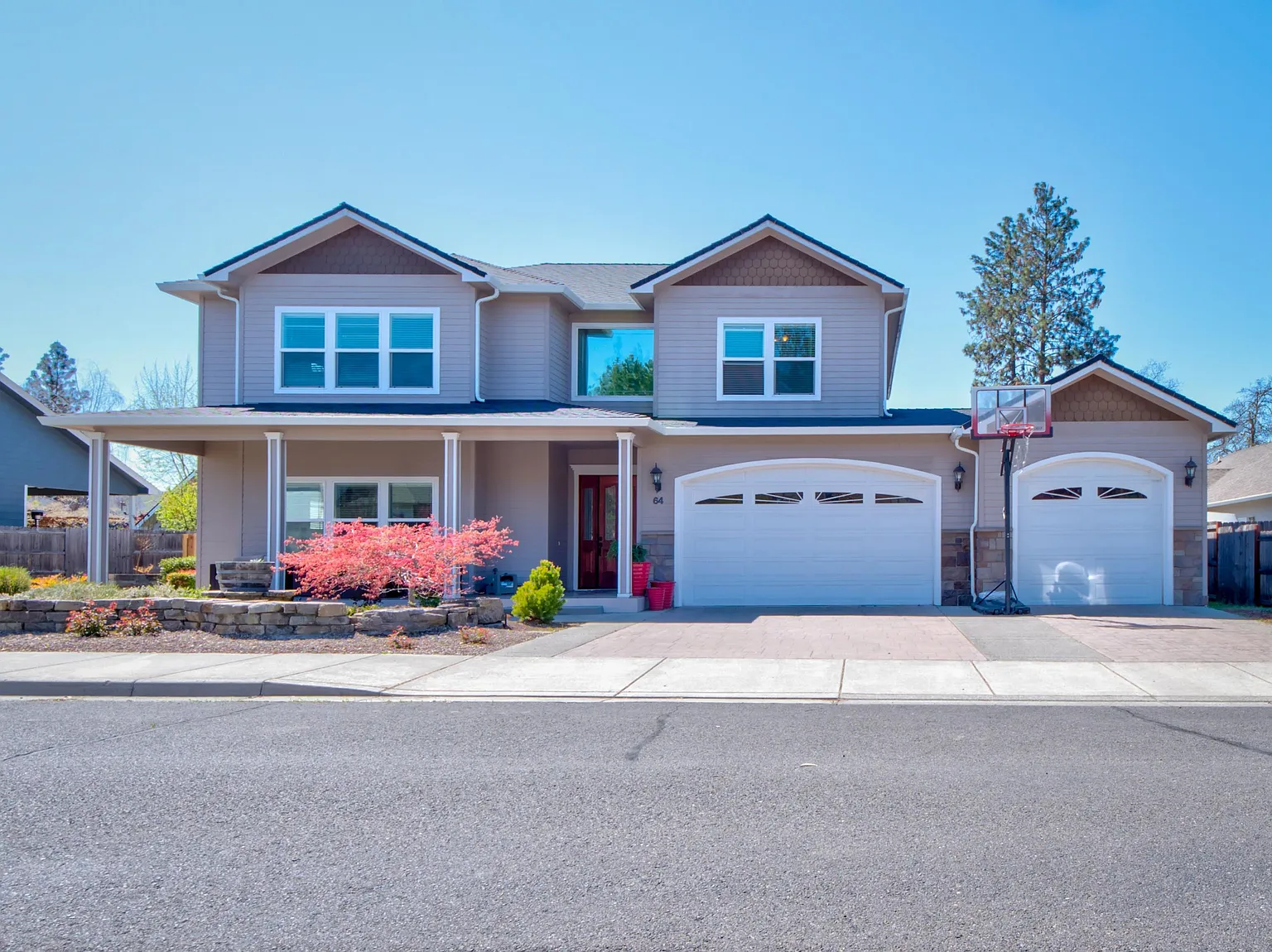 64 Pineridge Ln photo 1
