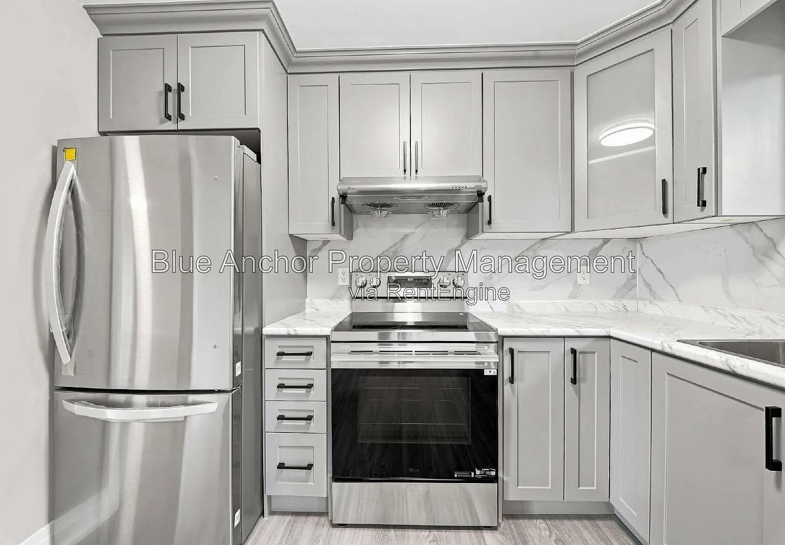 15 Elgin St W — Photo 2
