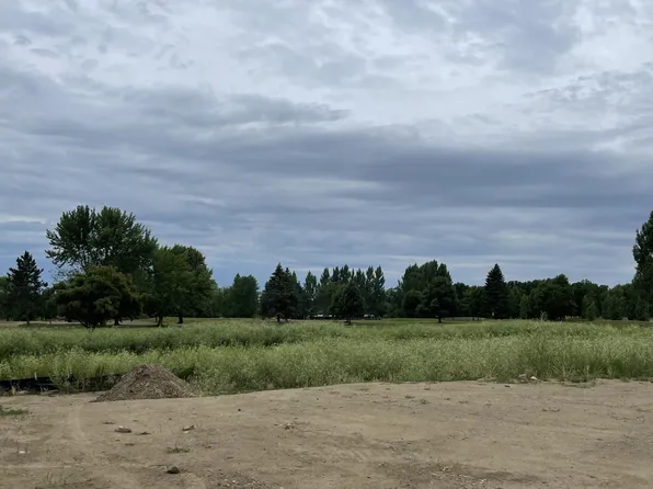 12571 Masters Ln, Lindstrom, MN 55045