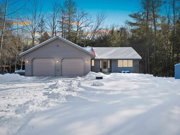 N8634 Maple Beach Rd, Wausaukee, WI 54177
