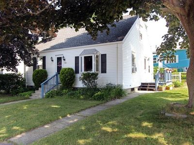1565 Riverside Ave, Somerset, MA, 02726