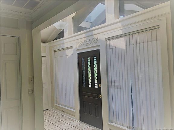 4th image of 505 S Susan Ave