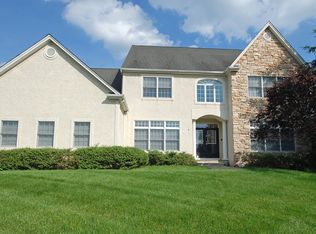 5 Kinzel Ln, West Orange, NJ 07052