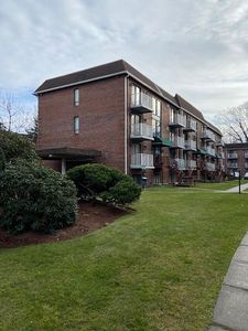 1186 Worcester Rd Unit 1210, Framingham, MA, 01702
