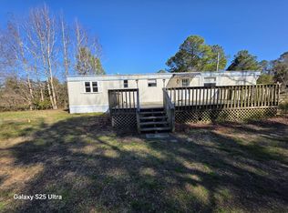 136 Oscar Hill Rd, Newport, NC 28570