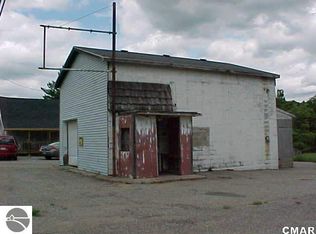 1178 N Greenville Rd, Stanton, MI 48888