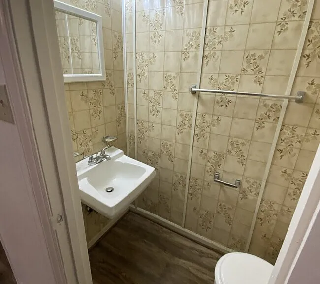 928 Banks Rd #1 — Photo 3