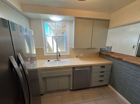 327 Pershing Dr, Playa Del Rey, CA