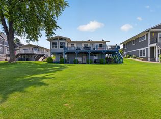 106 Hilltop Ct, Brooklyn, MI 49230