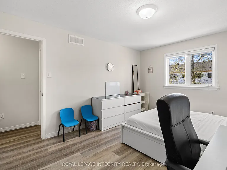 407 Celtic Ridge Cres — Photo 18