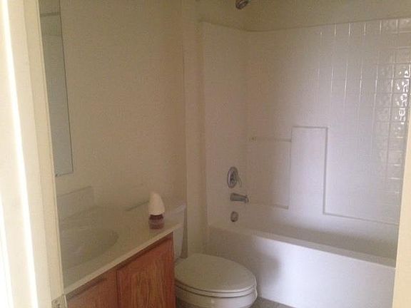 2nd image of 5223 Gobel Dr