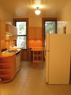 Rented by RES New York | media 9