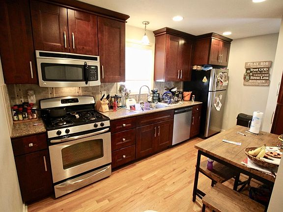 2nd image of 3110 E St