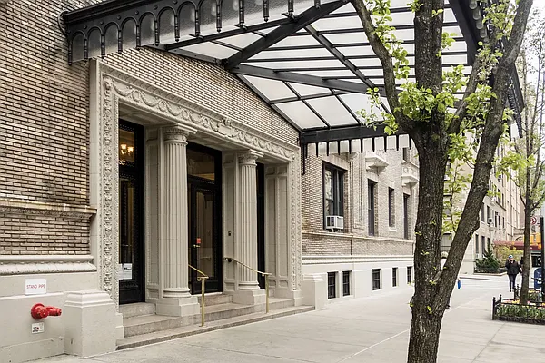 Sold by Brown Harris Stevens | media 6