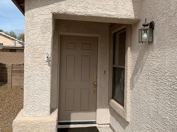 3rd image of 2641 W Cezanne Cir