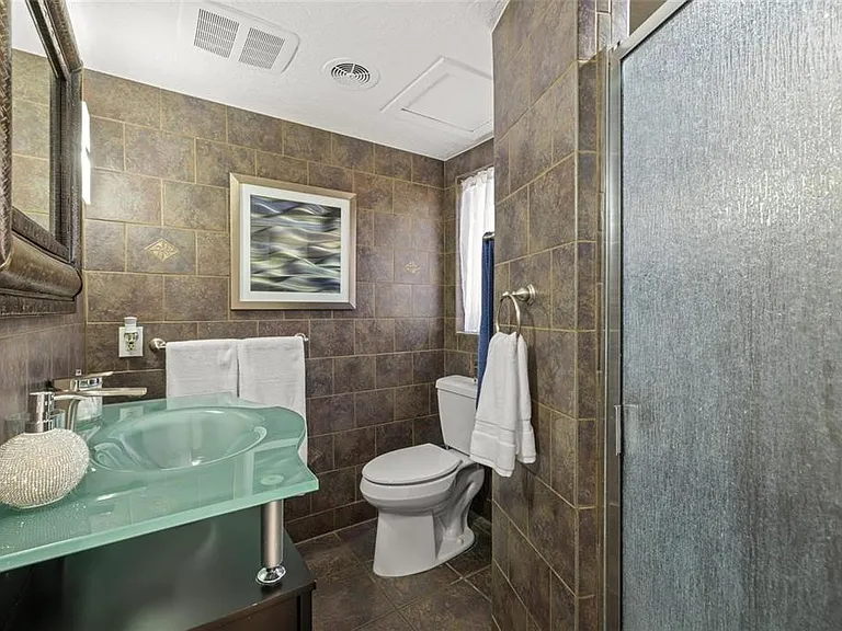 2785 Bayside Dr S — Photo 29